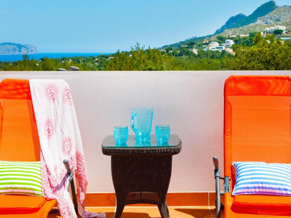 Villa Sa Rota, Con Piscina Y Vista Mar