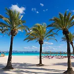Villa Sa Rota, Con Piscina Y Vista Mar