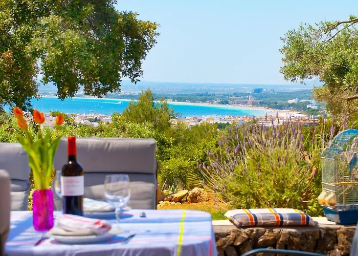 Villa Sa Rota, Con Piscina Y Vista Mar